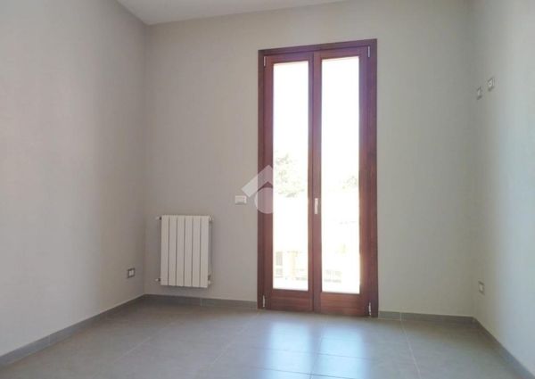 Porzione di bifamiliare in affitto