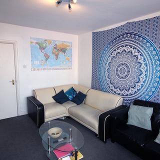 32 BRUDENELL AVENUE Leeds - LS6 1HD - Photo 1
