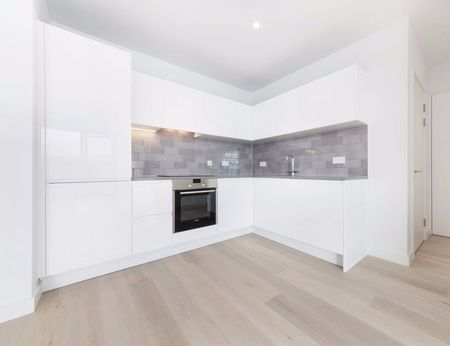 1 Bed Flat, Flagship House, E16 - Photo 3