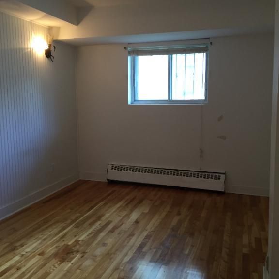 Grand 3 1/2 au coeur du campus de l'UdeM/Poly/HEC - Photo 1