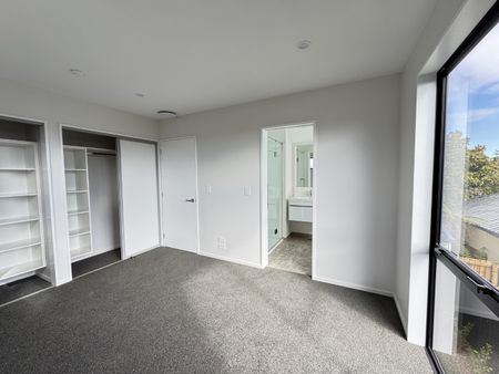 17C Harrow Street, Phillipstown - Photo 2