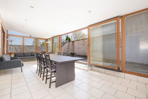 Appartement te huur - Photo 1