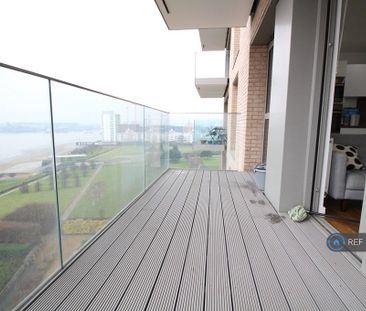 2 bedroom flat to rent - Photo 4