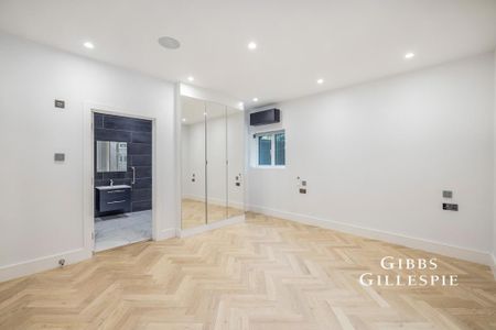 6 bedroom detached house to rent - Photo 4