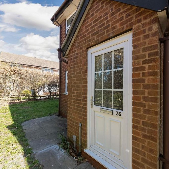 1 bedroom property to rent - Photo 1