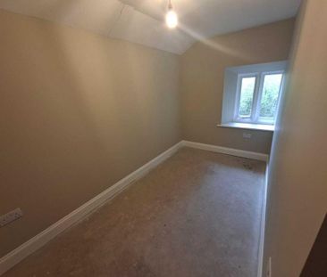 3 bedroom detached house to rent - Photo 3