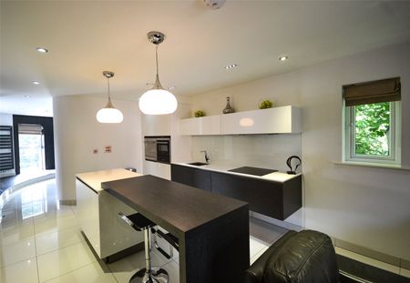 8, Victoria Apartments, Heaton Park View, Newcastle Upon Tyne, NE6 5BF - Photo 4