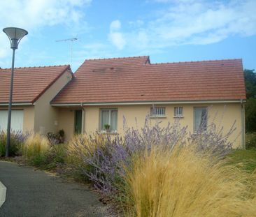 Location Maison 4 pièces 90 m² Buzançais - Photo 2