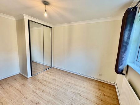 Roper Walk, Dudley, DY3 1BQ - Photo 4