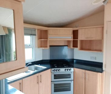 2 bedroom parking to rent - Photo 5