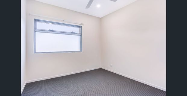 Near new spacious two bedroom unit - Photo 1