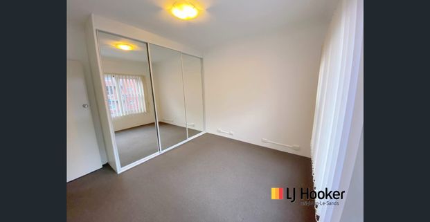 SPACIOUS ONE BEDROOM APARTMENT THAT TICKS ALL THE BOXES. - Photo 1