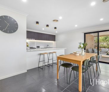 4 Derby Court, Cranbourne North VIC - Photo 5