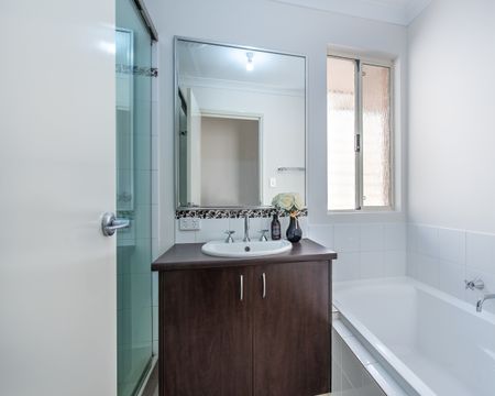 7A, Teocote Cres, Aubin Grove - Photo 2