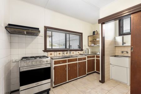 71 Kellett Street, Northcote VIC 3070 - House For Rent | Domain - Photo 3