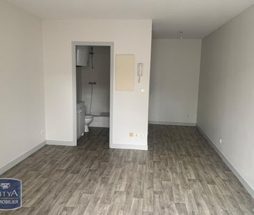 Location Appartement 1 pièce 21m² POITIERS 86000 - Photo 2