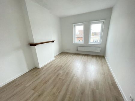 GERENOVEERD DUPLEXAPPARTEMENT OP RUSTIGE LIGGING - Photo 2