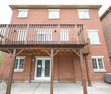 For Lease - 42 Midcrest Circle, Brampton, Ontario - Photo 5