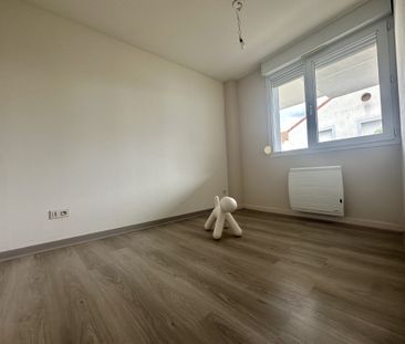Location Appartement 2 pièces 31m² BEAUMONT 63110 - Photo 2