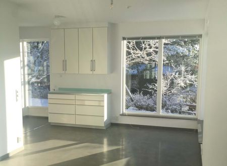 Villa 198 kvm i två plan i ett lugnt område i Saltsjö-Boo - Photo 2