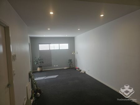 1 bedroom near new apartment in trendy Taringa at $530/W till 17/11/2026 then at $580.00/w - Photo 2