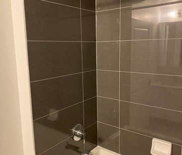 For Lease - 85 Oneida Crescent Unit# 1606, Richmond Hill, Ontario - Photo 6