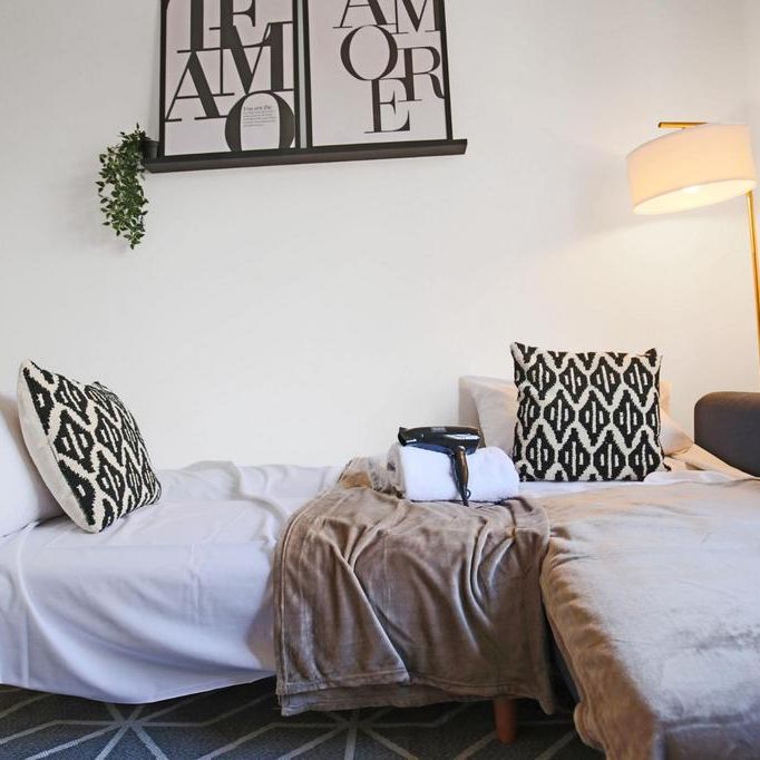 4 bedroom house to rent - Photo 1