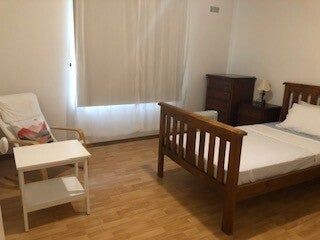 Cheltenham - Photo 2