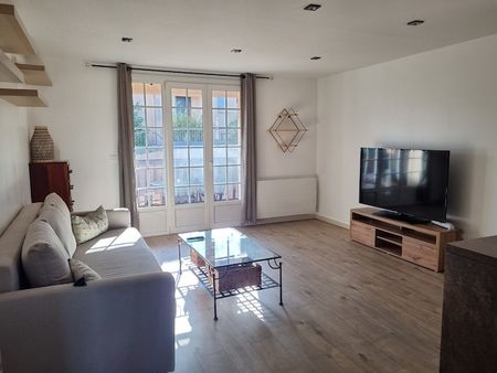 Location Appartement 2 pièces 49m² - Photo 2