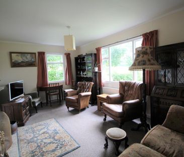 3 bedroom bungalow to rent - Photo 1