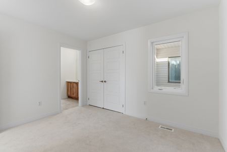 For Lease - 138 Aviron Crescent, Welland, Ontario - Photo 5