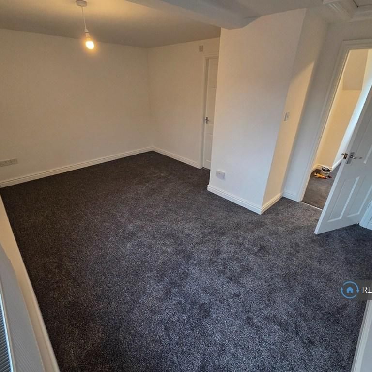 3 bedroom bungalow to rent - Photo 1