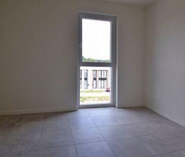 Appartement te huur in Roeselare voor € 735 met 2 slaapkamers - Photo 2