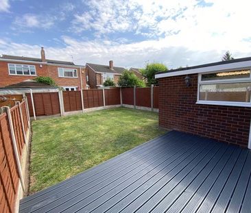 3 bedroom semi-detached house to rent - Photo 6