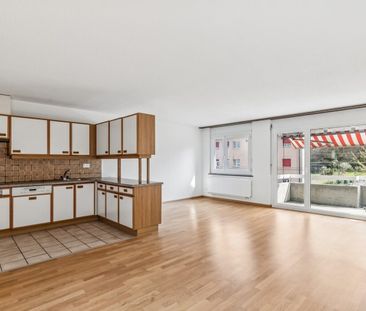 Grosszügige Maisonette-Wohnung mit Cheminée – ideale Lage - Foto 2