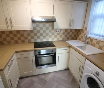 2 bedroom ground floor flat to rent - Photo 6