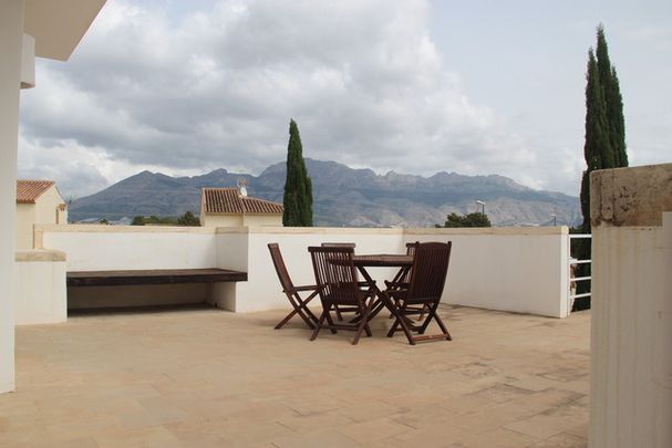 Se alquila chalet en Altea - Photo 1