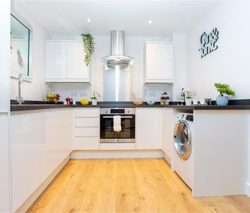 1 bedroom apartment to rent Marketfield Court, Redhill, Surrey, RH1 - Photo 4