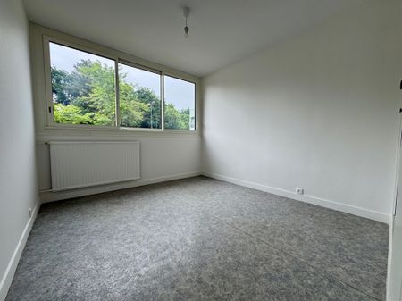 Location Appartement 4 pièces 81m² LIMOGES 87100 - Photo 5