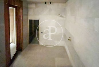 Apartment for Rent on Paseo Mallorca