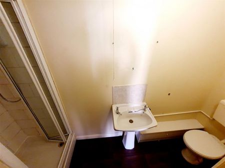 1 Bedroom Flat to Rent in Newland Street, Kettering, Northants, NN16 - Photo 5