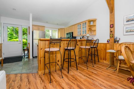 For Lease - 197 Escarpment Crescent, Collingwood, Ontario - Photo 2