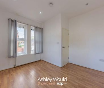 3 bedroom end of terrace house to rent - Photo 4