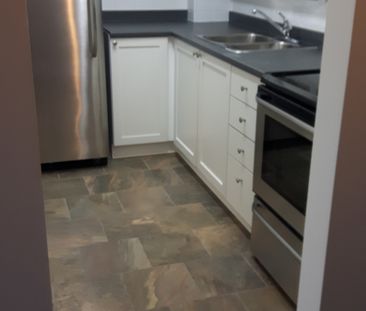 745 Davis Drive - Unit 406 - 2 bed, 1 bath - Photo 4