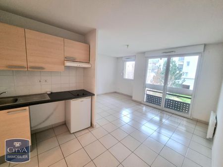 Location Appartement 1 pièce 27m² CLERMONT FERRAND 63000 - Photo 2