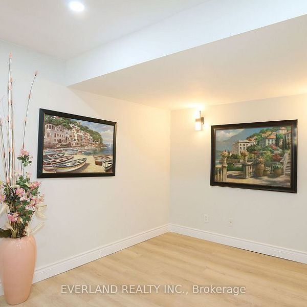 For Lease - 38 Kimberly Court Unit# Basement, Richmond Hill, Ontario - Photo 1