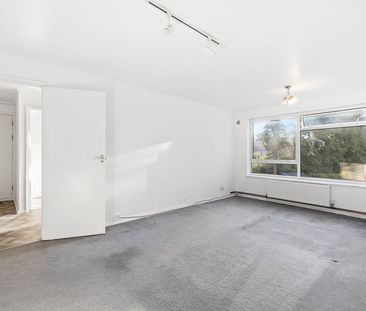 Ref: GF - Wray Common Road - Photo 5