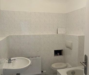 Erstbezug nach Modernisierung I charmante 2-Raum-Wohnung mit großzü... - Photo 1