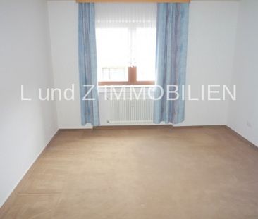 **Großzügig geschnittene super schöne 3 Zimmerwohnung** mit 2 Balko... - Photo 3