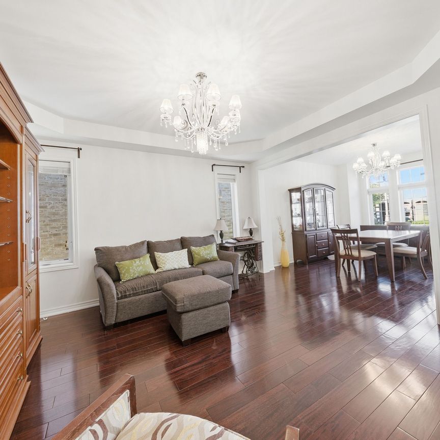 For Lease - 426 Hidden Trail, Oakville, Ontario - Photo 1